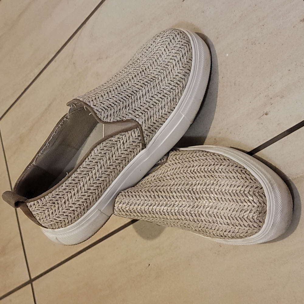 MIA sneakers